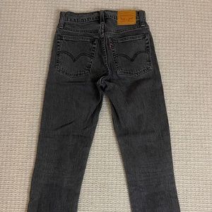 Levi Wedgie Jean